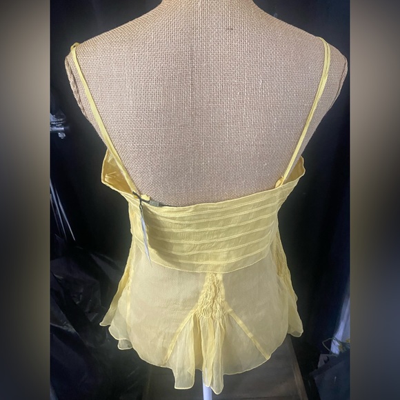 yellow max studio top - Picture 2 of 5